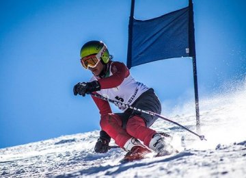Women Skiers From Iran Training in Austria