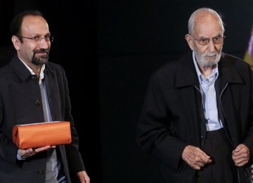 Asghar Farhadi (L) and Mohammad Ali Movahed 