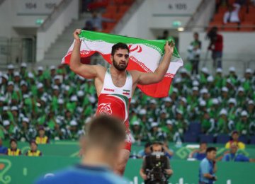 Iran Wrestlers, Boxers Shine in Ashgabat