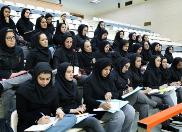 Iran Wrestling Federation held a referee training session for women last year.