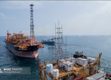 Iran Evaluating Maersk Proposal for South Pars Oil Layer