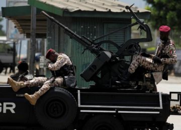 Ivory Coast Vows to Bring Military Unrest Under Control