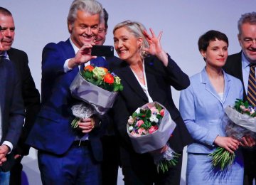 Le Pen: Europe Will Wake Up in 2017