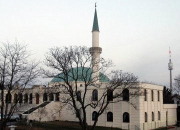 Austrian Muslims Denounce Mosque Clampdown