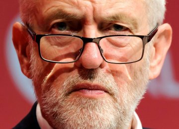 Corbyn: Allies’ Bombing of Syria Legally Questionable