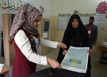 Abadi’s Rivals Surge in Iraq Vote