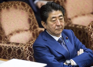 Japan’s Abe Sees Approval Rating Jump