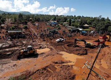 Dozens Killed After Dam Burst in Kenya