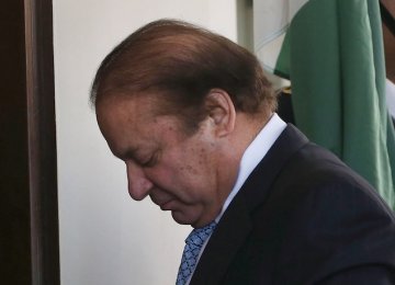 Ex-Pakistani PM Nawaz Sharif Moved to Islamabad Hospital