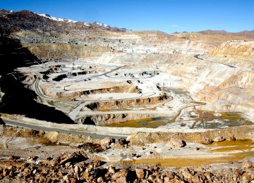 The world’s second largest and the Middle East’s largest open-pit copper mine, Sarcheshmeh possesses over 826 million tons of proven and 1.2 billion tons of estimated copper reserves.