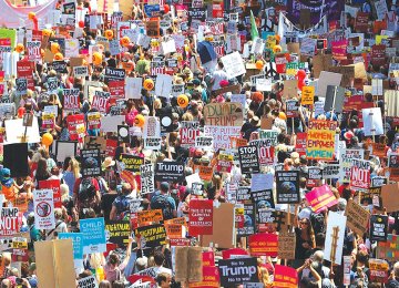 Massive Anti-Trump Protests in Britain 