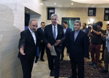 Austrian Bank Opens €1b Credit Line for Iran 