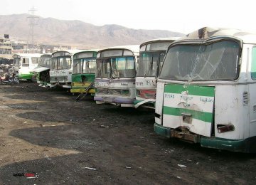 Iranian Automaker to Help Renovate Iran's Bus Fleet