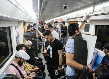 Surge in Subway Use Raises Alarm Amid Covid Third Wave 