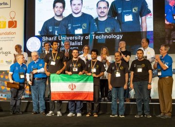 Sharif University Wins ICPC Bronze Medal  