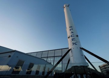 NASA Clears SpaceX Unmanned Test Flight to Space Station