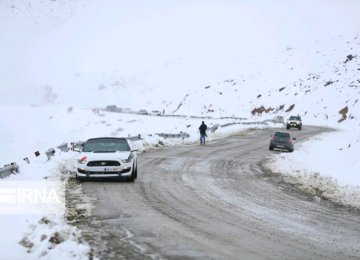 Blizzard, Heavy Rain Trigger Road Blockage, Flooding Across Iran