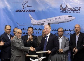 Breaking - Iran Aseman Airlines Signs Firm Contract to Buy 30+30 Boeings