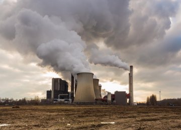 Gov&#039;ts Spent $5.3 Trillion in 2015 to Subsidize Fossil Fuels