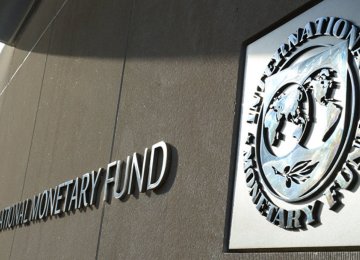 IMF: Growth Prospects for Iran to Decline Over Sanctions 