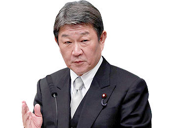 Japan Aims to Strengthen Friendly Ties 