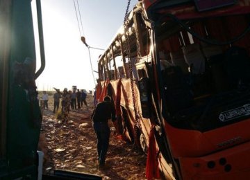 Bus Crash Kills 10 Students, Injures 35