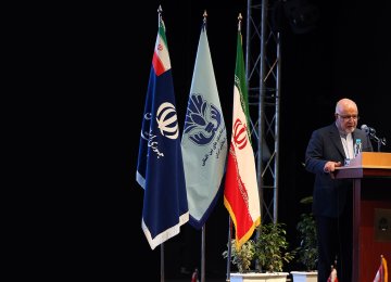 Oil Minister Bijan Namdar Zanganeh speaks at the opening ceremony of Iran Oil Show in Tehran on May 6.