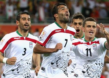 Iran Beats Bahrain 2-0 in Melbourne