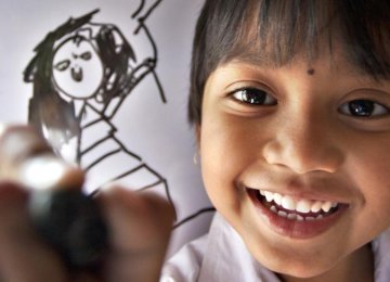 Children’s Drawings on Sale to Help Street Kids