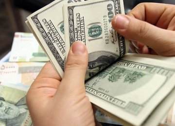 Rising Dollar Adds Stress to Gov’t Policy