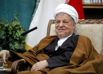 Rafsanjani Supports Closer Int’l Economic Ties 