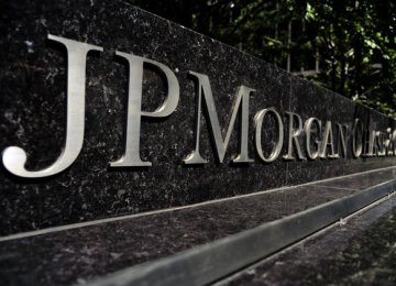 JPMorgan to Bid for About  £12b UK Mortgage Book 