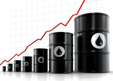 Oil Falls 4% After Tentative Iran-P5+1 Agreement