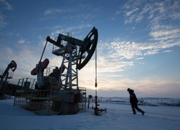 Lukoil Sees $60 Oil in 2017