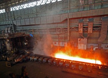  Iran’s crude steel output in November stood at 1.585 million tons, indicating a 26.3% rise compared with last year’s similar month.