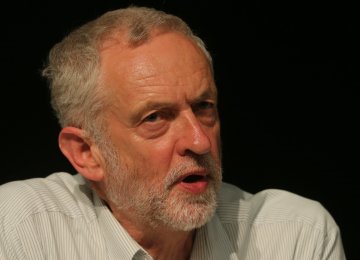 Corbyn: Far Right Are Parasites 