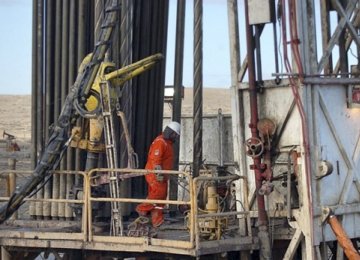 Argentine to Auction Oil, Gas Blocks