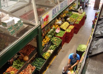 Brazil’s Inflation Seen Easing to 7%