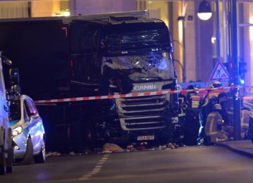 12 Killed as Lorry Ploughs Into Berlin Market