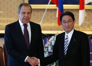 Russia, Japan to Resolve Island Dispute