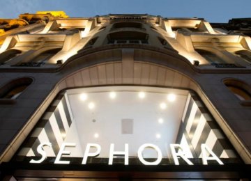 Sephora is planning to become one of the first major European cosmetics retailers to directly invest in post-sanctions Iran.