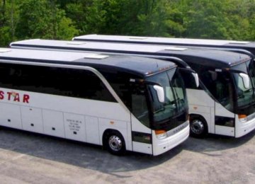 Domestic Production of Tour Buses Behind Schedule