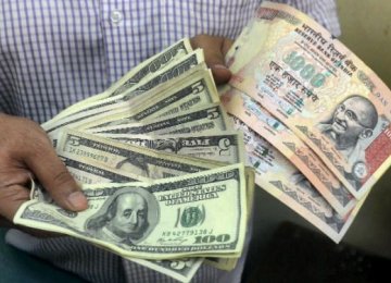 India’s Forex Reserve at $372b
