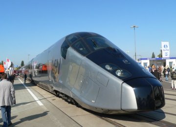 France Orders 15 High-Speed TGV Trains