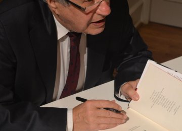 Ivan Klima signing his book  ‘My Crazy Century’