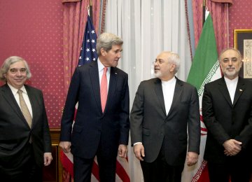 Majlis Sets Conditions as  Zarif, Kerry Meet