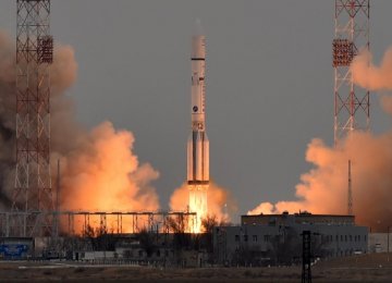 Europe, Russia Launch Mars Mission 