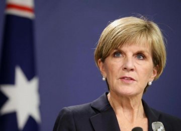 Australian FM to Discuss Missiles, Rights With Zarif  