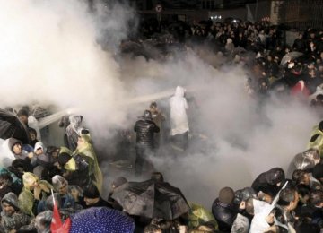 Turkish Police Raid Opposition Newspaper