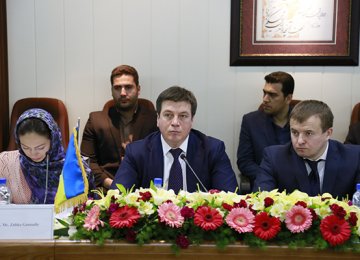 Tehran, Kiev  Sign Cooperation Agreement 